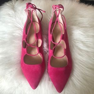 💝 Vday Tahari pink suede pointy toe flats 8.5